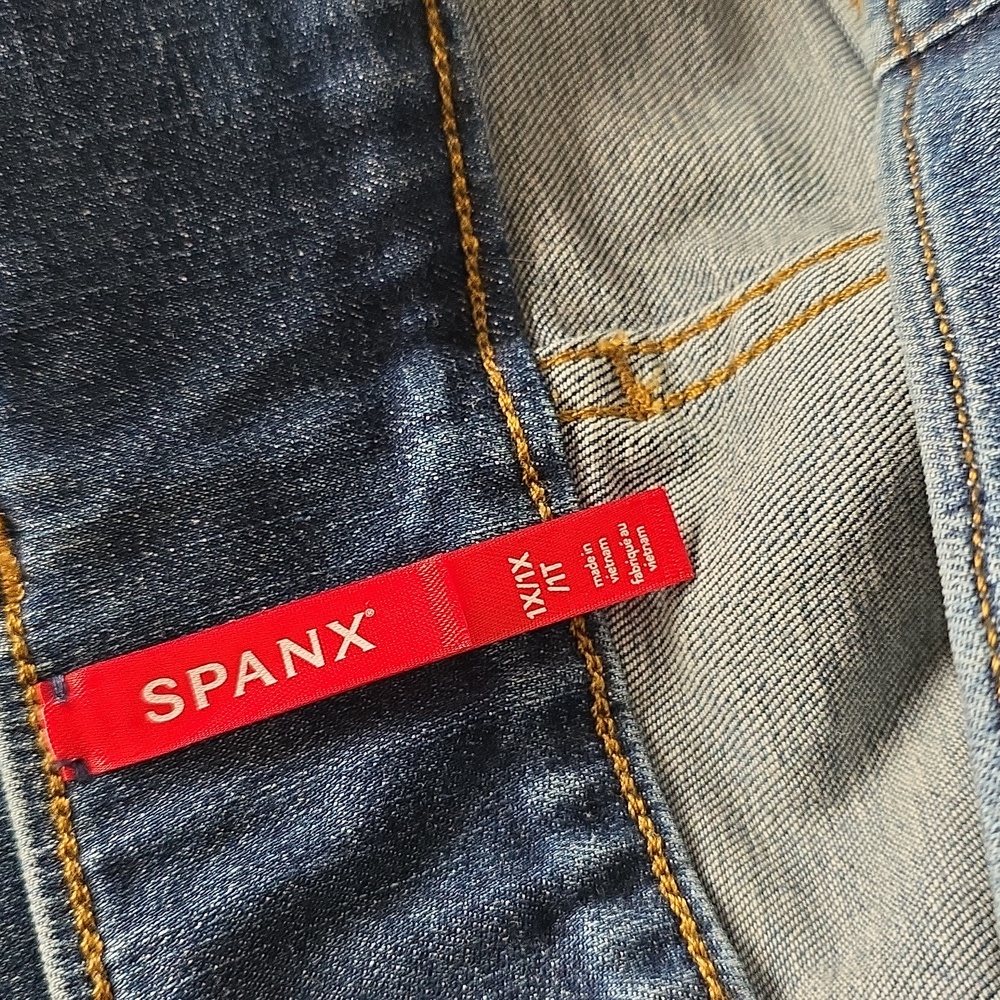 SPANX Every Wear Cropped Wide Leg Jeans with Patch Pockets Blue Size 1X - Picture 7 of 8